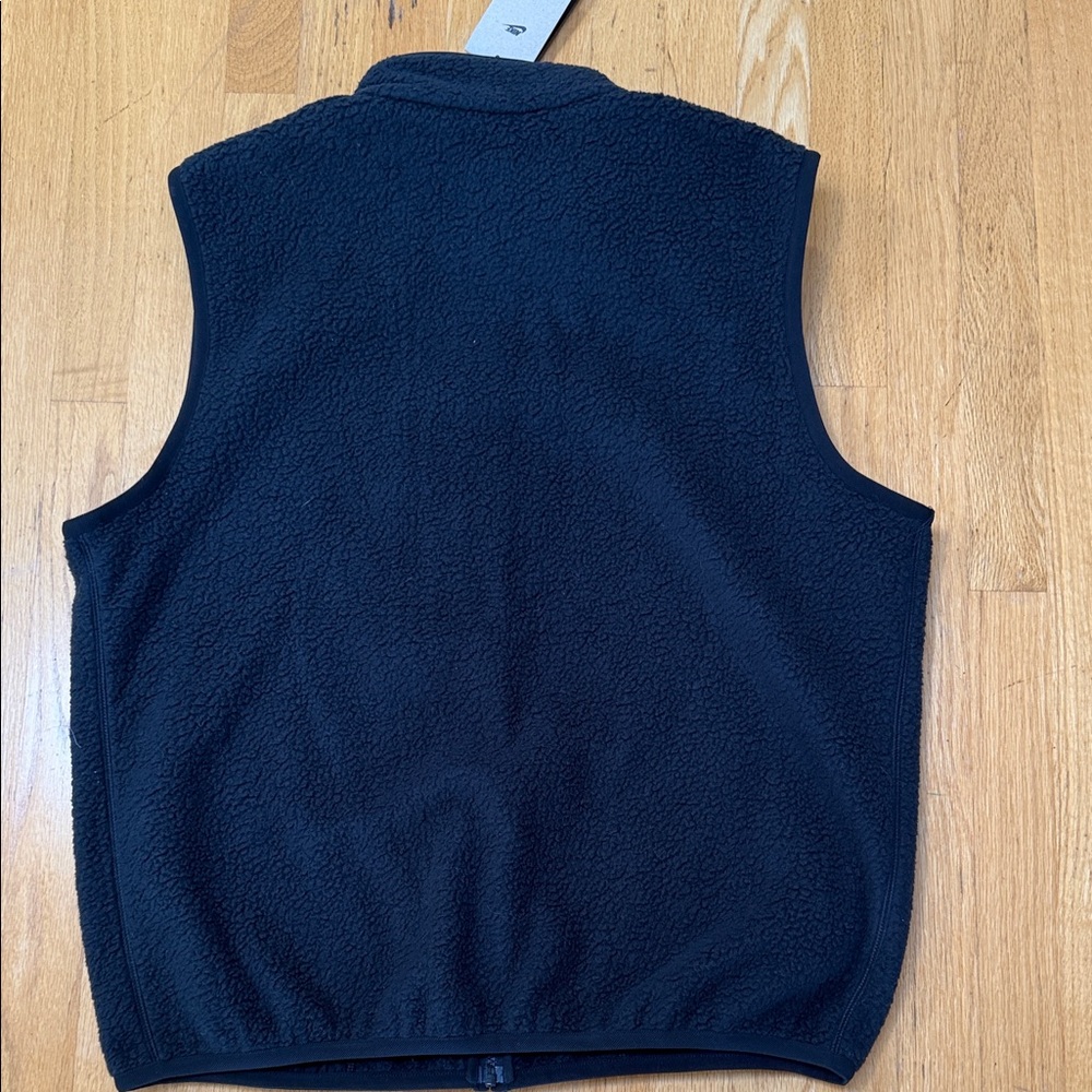 NWT Nike Men's Black Sherpa Vest Large - Picture 6 of 6